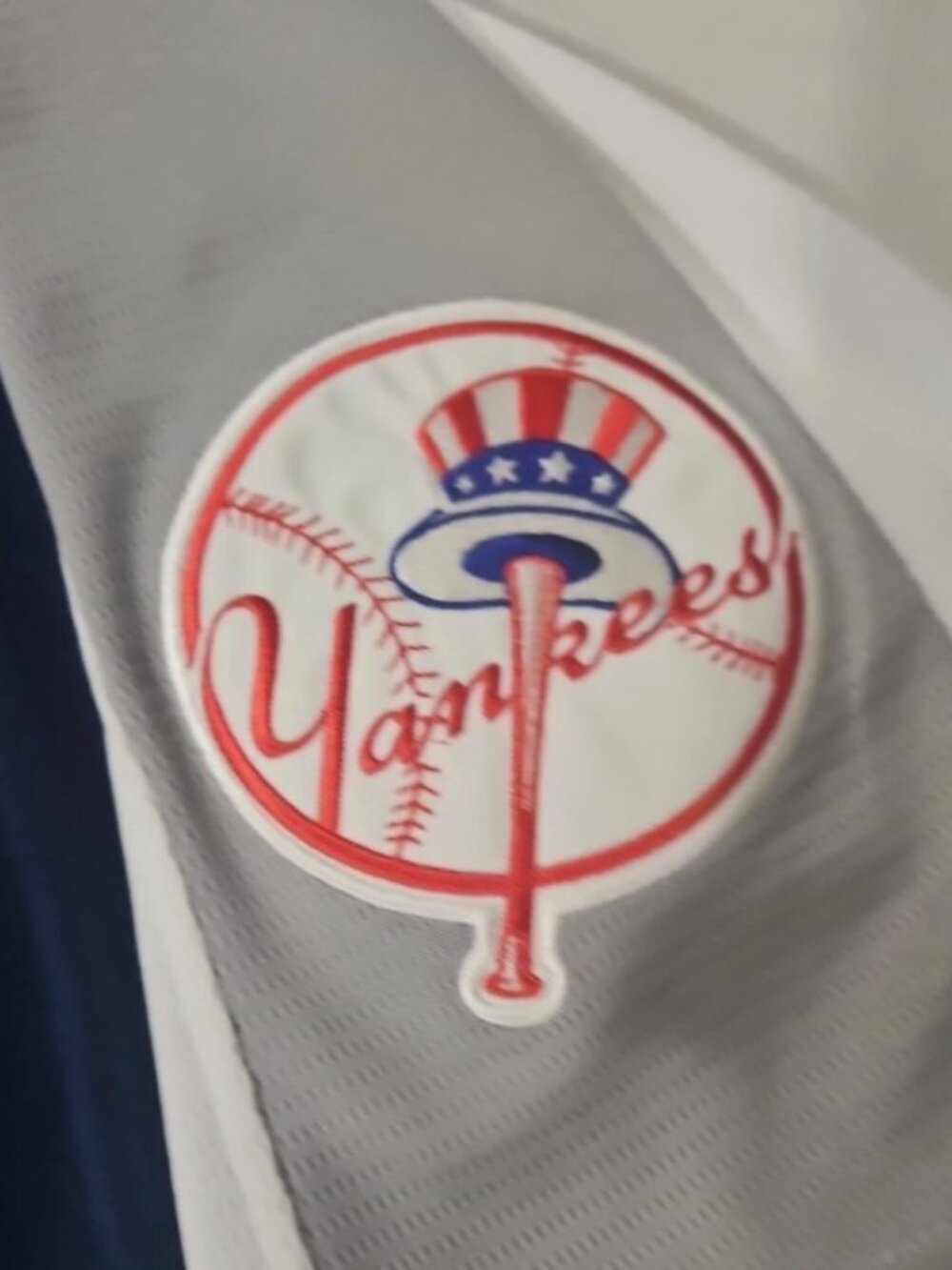 Majestic New York Yankees Jersey - Picture 4 of 6